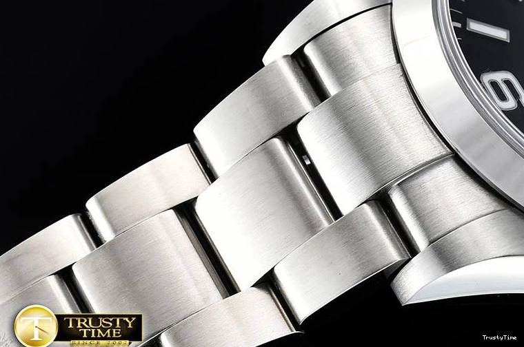 0425 ROLEXP1020 – Explorer TechFriendly 964